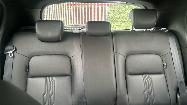 Nissan Juke 1.0 DiG-T 114 Tekna 5dr Petrol Hatchback